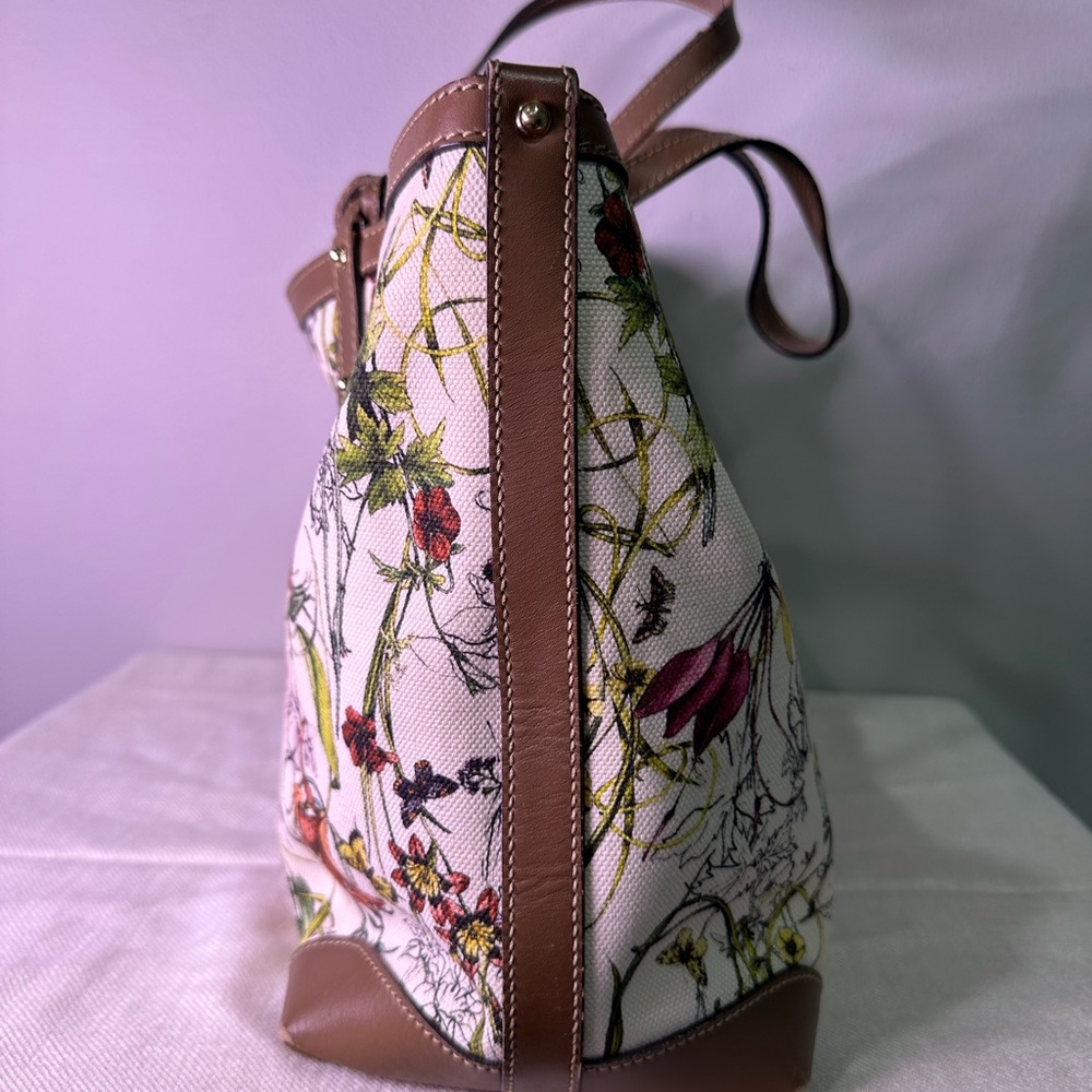 Gucci Floral Tote Bag - White and Brown - Picture 3 of 14